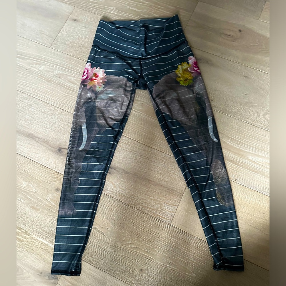 Onzie Elephant leggings